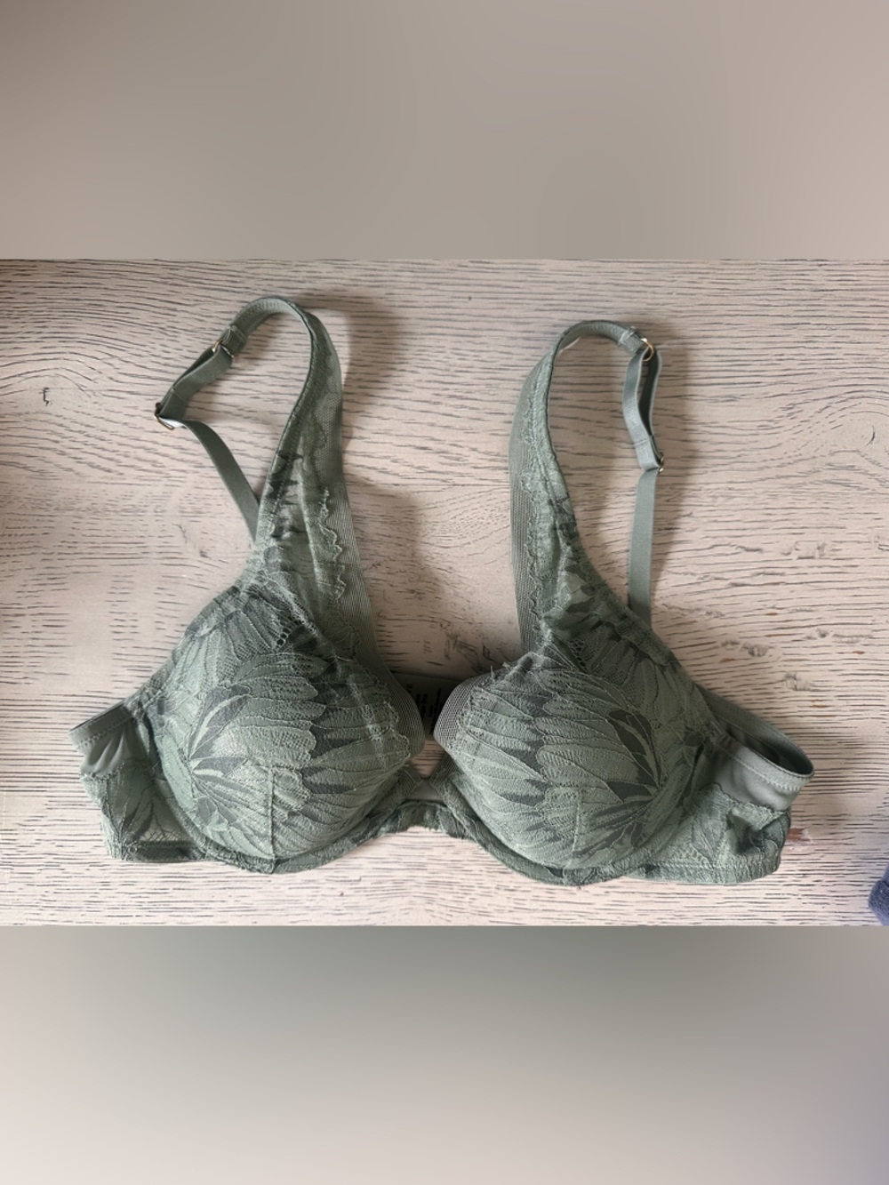 ThirdLove Sage Green Petal Lace Plunge Bra 36A